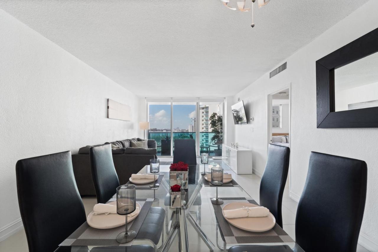 Luxury Beachfront Condo Private Beach Access, Pool & Game Room!!! ハリウッド エクステリア 写真
