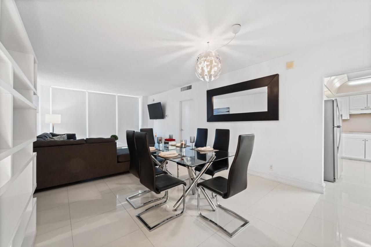 Luxury Beachfront Condo Private Beach Access, Pool & Game Room!!! ハリウッド エクステリア 写真