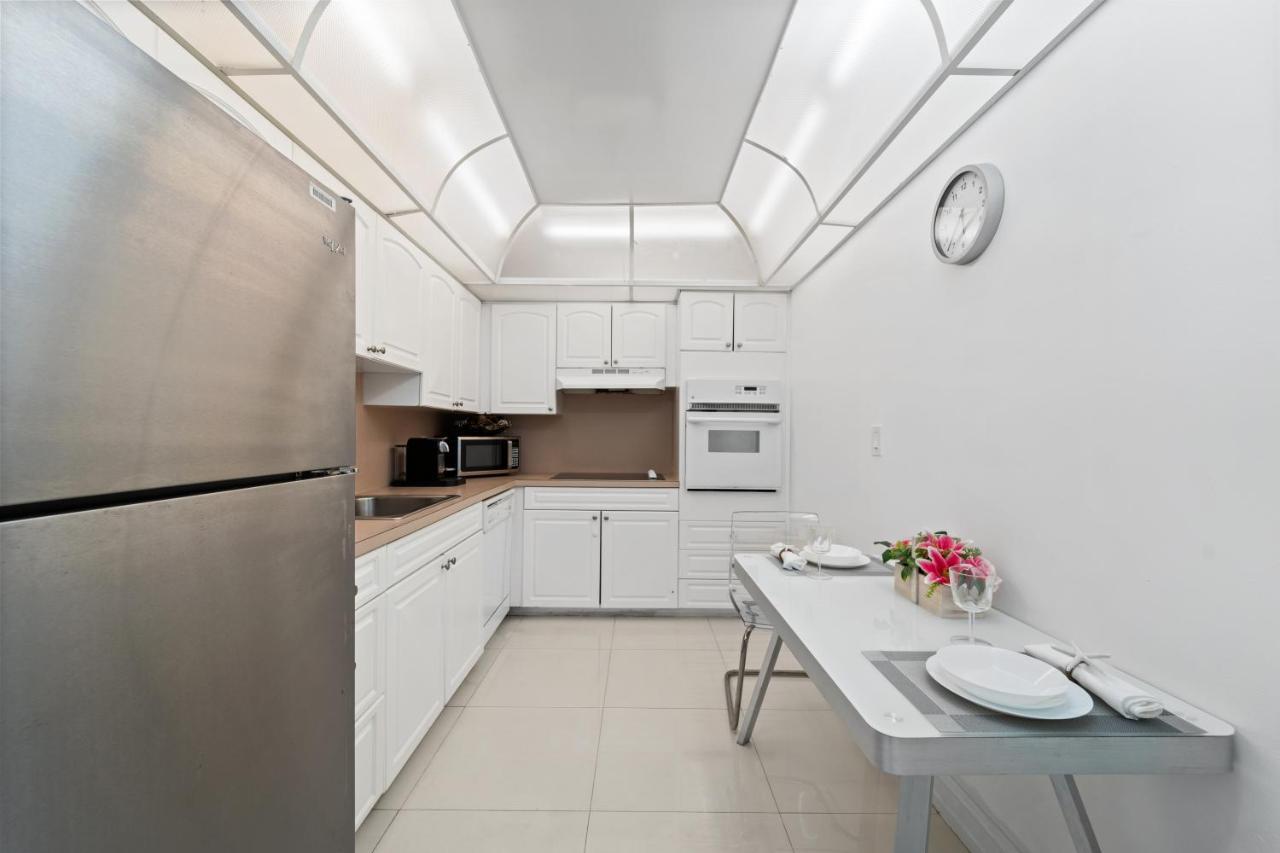Luxury Beachfront Condo Private Beach Access, Pool & Game Room!!! ハリウッド エクステリア 写真