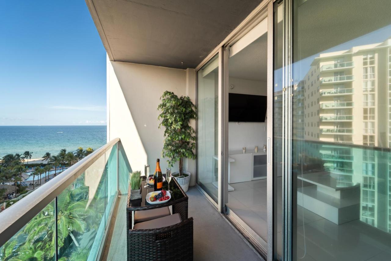 Luxury Beachfront Condo Private Beach Access, Pool & Game Room!!! ハリウッド エクステリア 写真