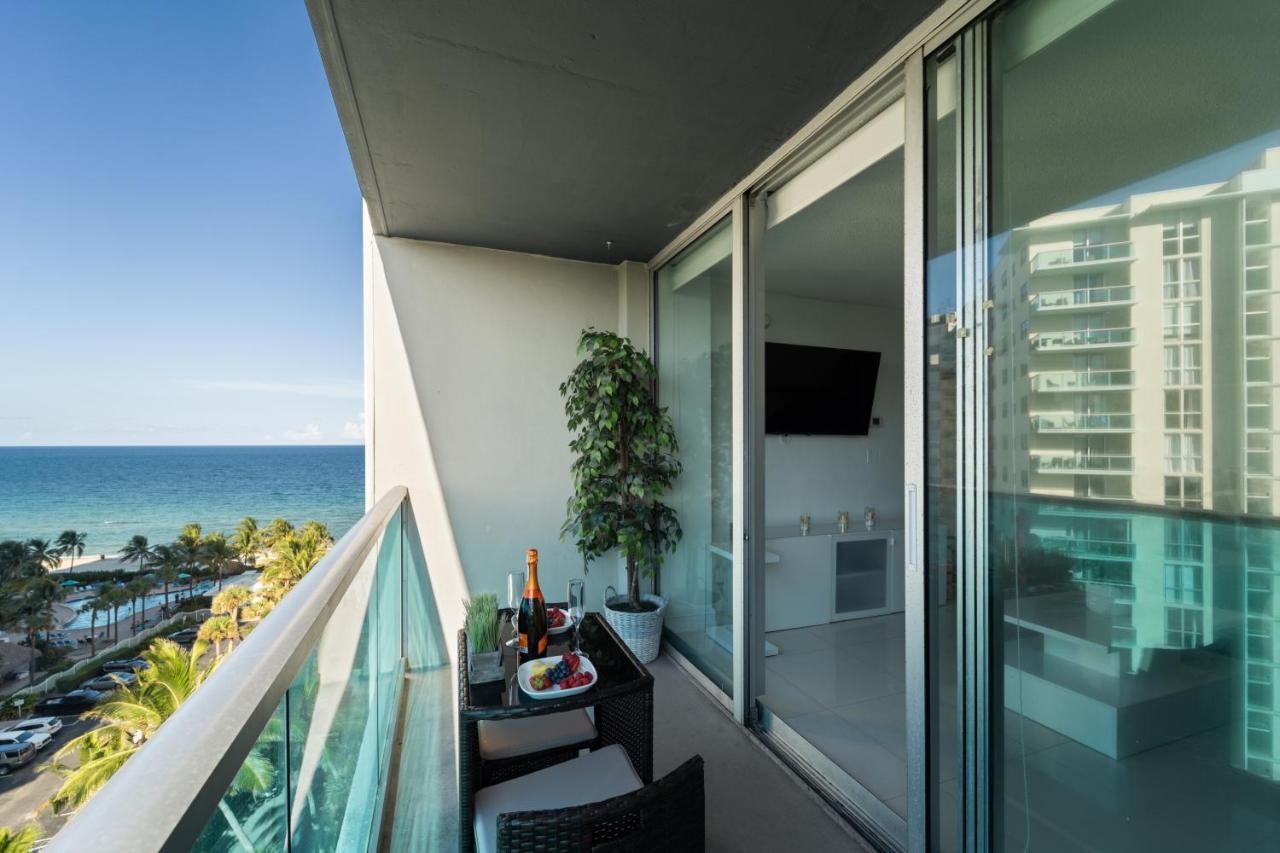 Luxury Beachfront Condo Private Beach Access, Pool & Game Room!!! ハリウッド エクステリア 写真