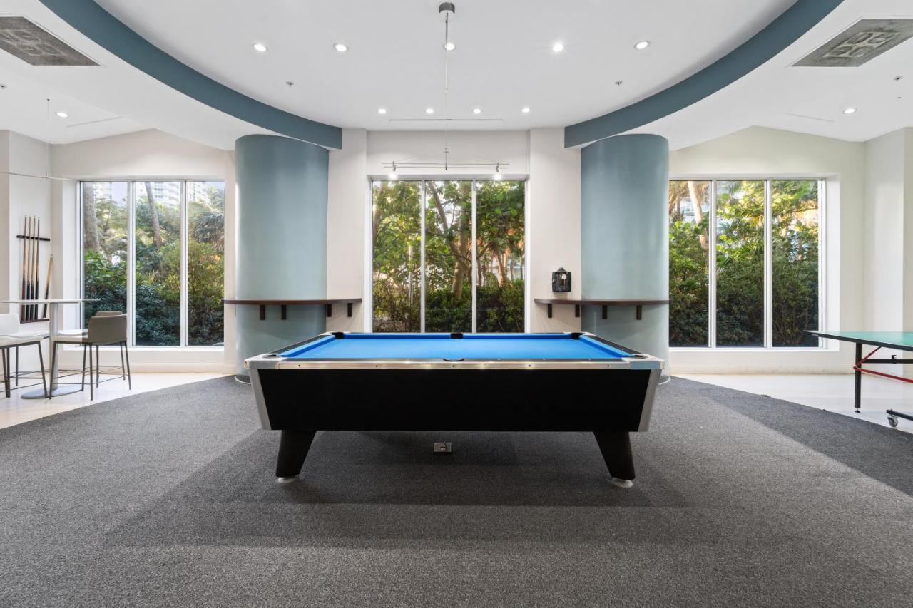 Luxury Beachfront Condo Private Beach Access, Pool & Game Room!!! ハリウッド エクステリア 写真